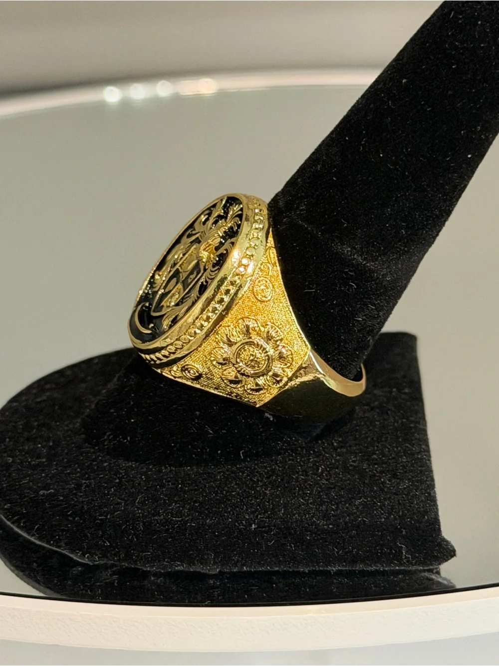 New Arrivals Fashion Gold-Tone Crest Signet Ring for Men - Black Enamel Detail